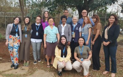 Colaboradores do IMDH participam de encontro com a Superiora Geral das Irmãs Scalabrinianas